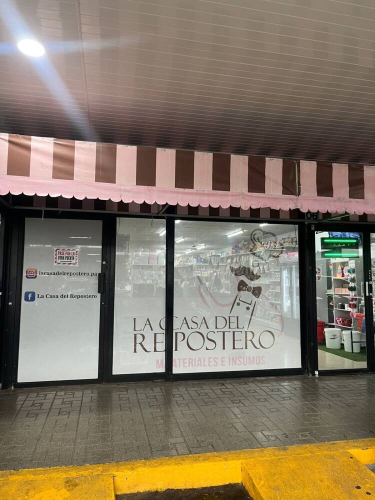 Fachada de la sucursal El Faro de La Casa del Repostero